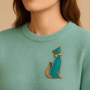 Vintage 1980s Gold-Tone Blue Enamel Cat Brooch With Bow Tie, 1.25x2.5”